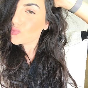 Meet your Posher, Negin